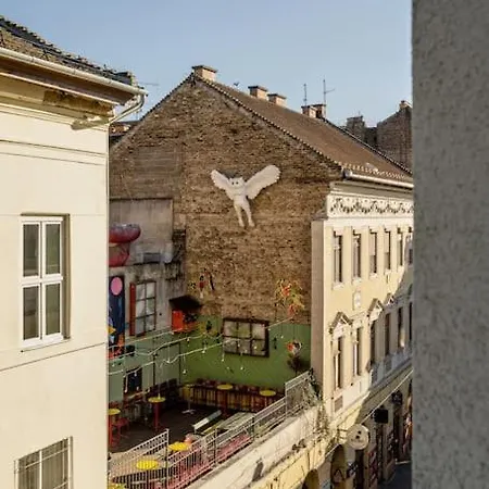 Apartamento A50-balcony-designer No 2 Budapest