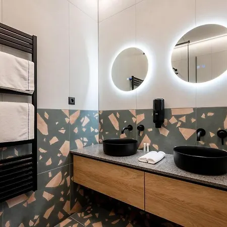 A50-balcony-designer No 2 Apartamento