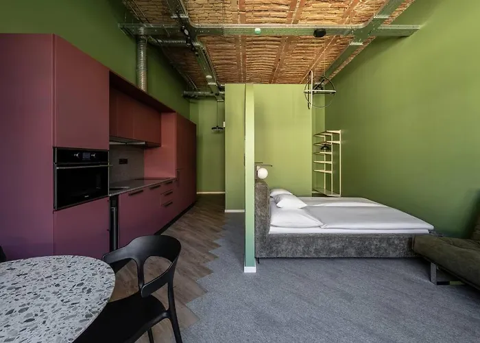 A50-balcony-designer No 2 Apartament *